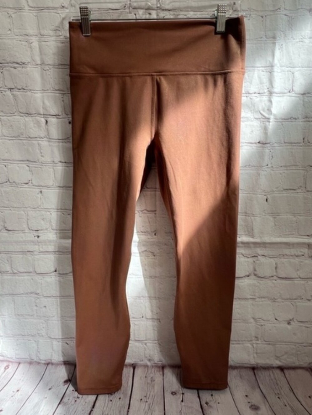 Fabletics Shimmer Brown Leggings Size Medium